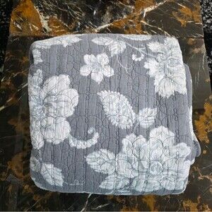B. Smith Queen Cotton Velvet Quilt 95x84 Grey